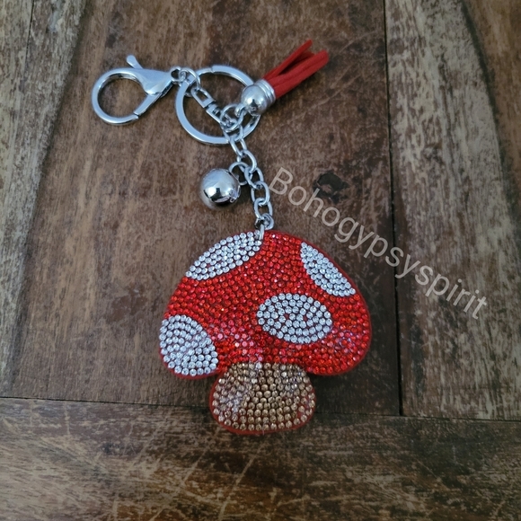 🍄 Mushroom Crystal Rhinestone Keychain Bag Charm With Red Tassel - Picture 9 of 13